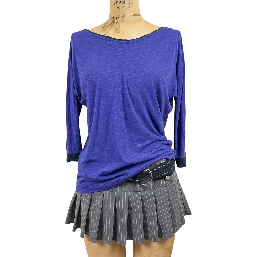 Y2K Colorblock Batwing Sleeve Top Blue Black Basic Casual Retro Blouse Small